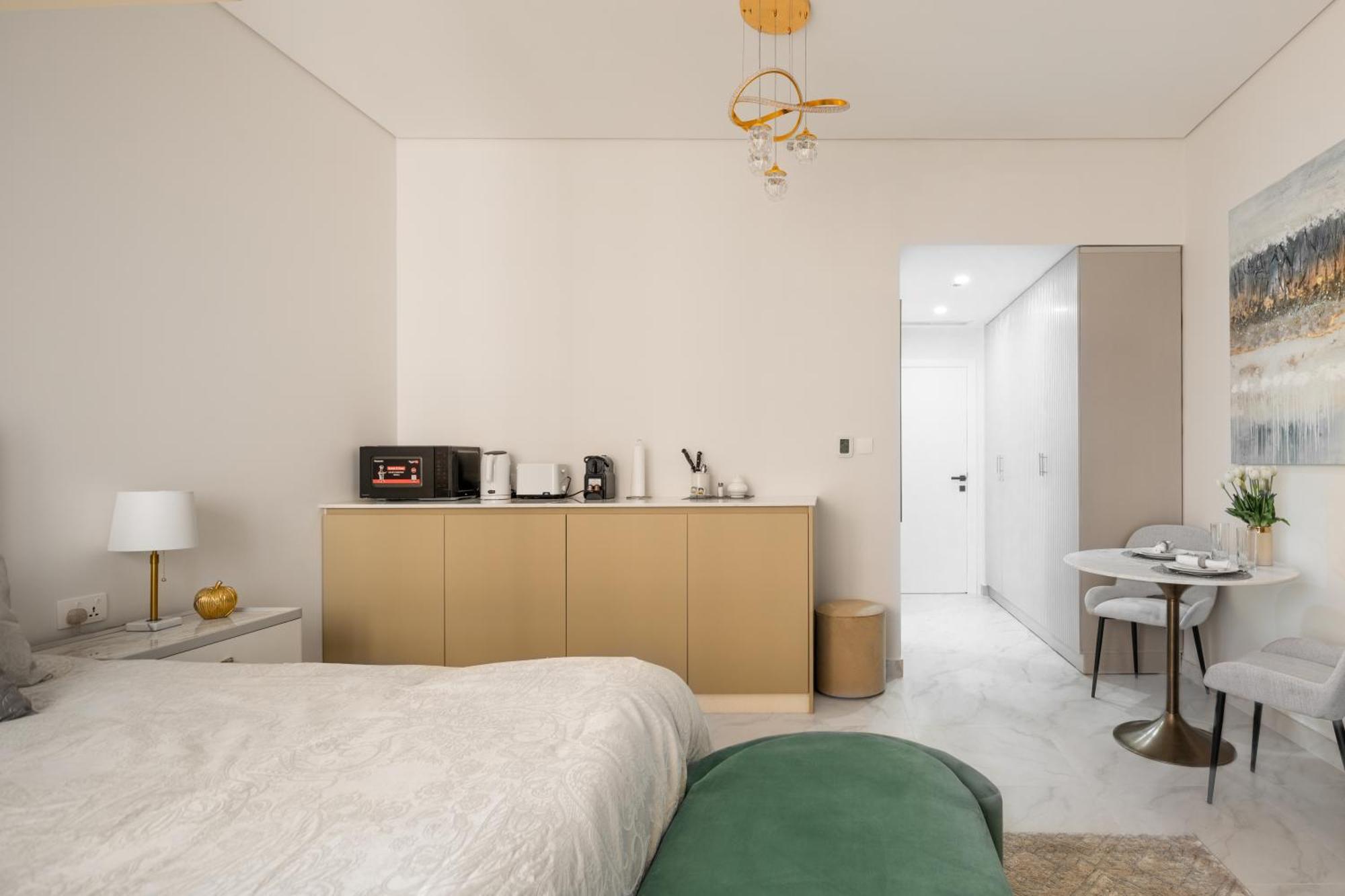 Happy Academia Jbr Apartment Dubai Room photo